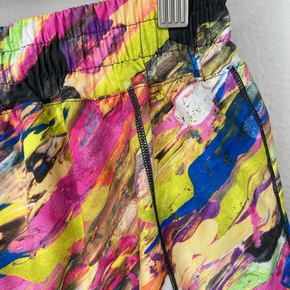 Lululemon Tracker Short V *4" - Picture 4 of 10